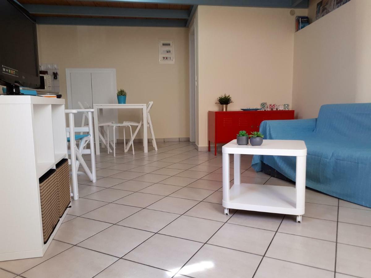 Ermoupolis, Syros City Apartments Kültér fotó