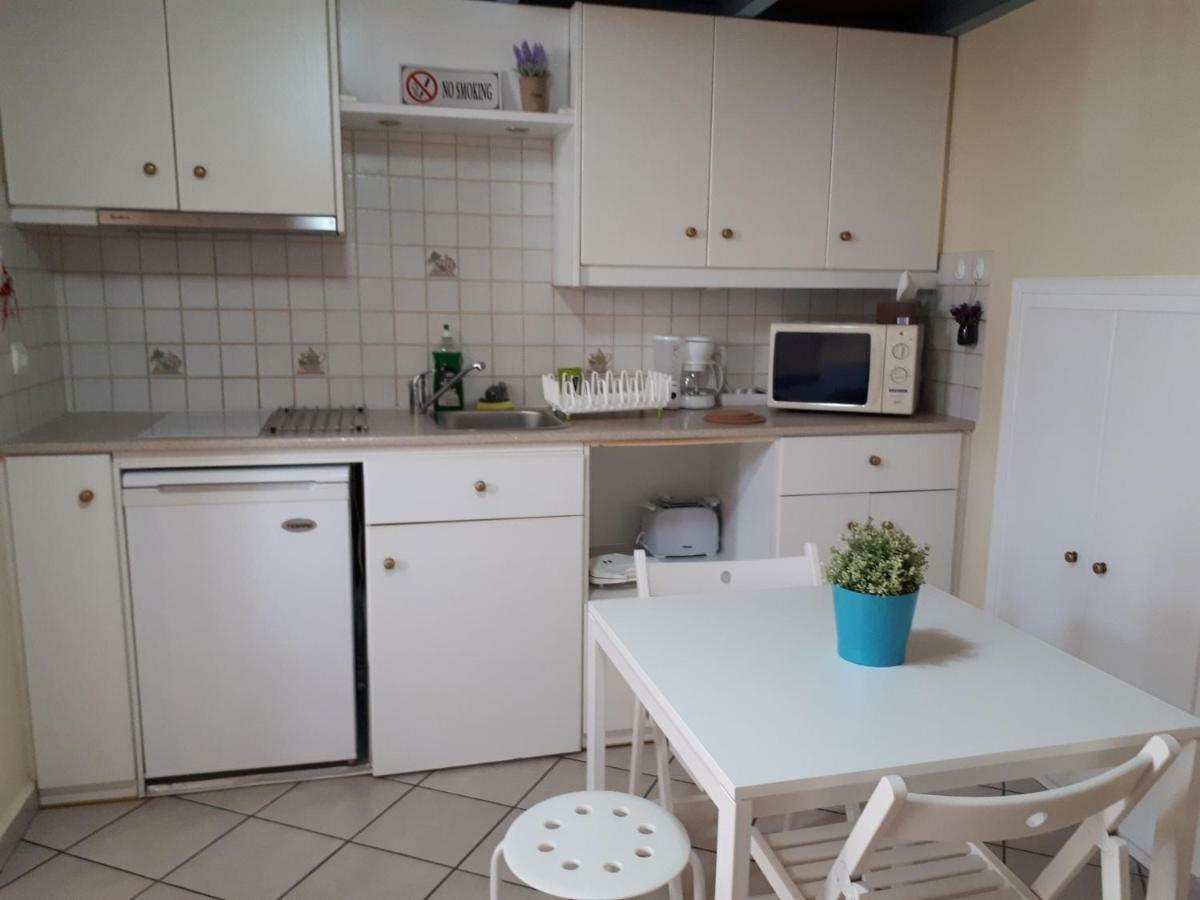 Ermoupolis, Syros City Apartments Kültér fotó
